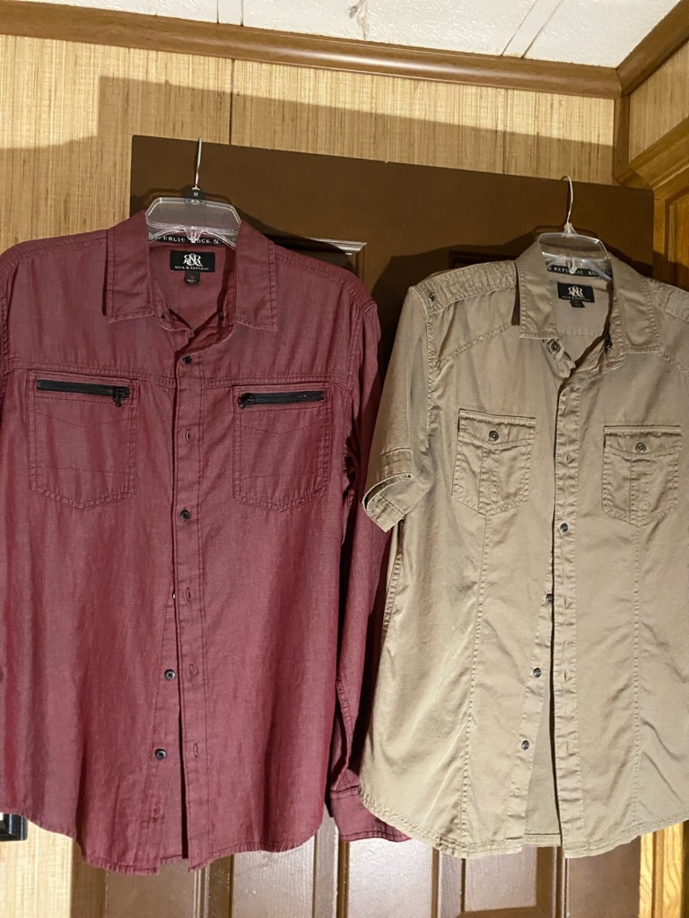 Rock & Republic Men's Casual Button-Down Shirts - Burgundy & Khaki